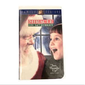 🌟 Buy 2 Get 1 Free! 1994 Miracle on 34th vhs